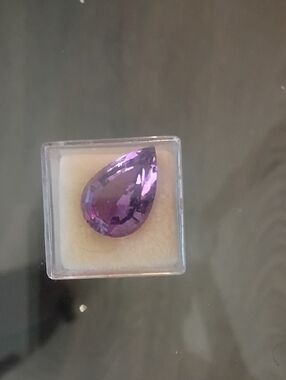 Pear Cut Amethyst Gemstone. 16.09ct 21x14mm